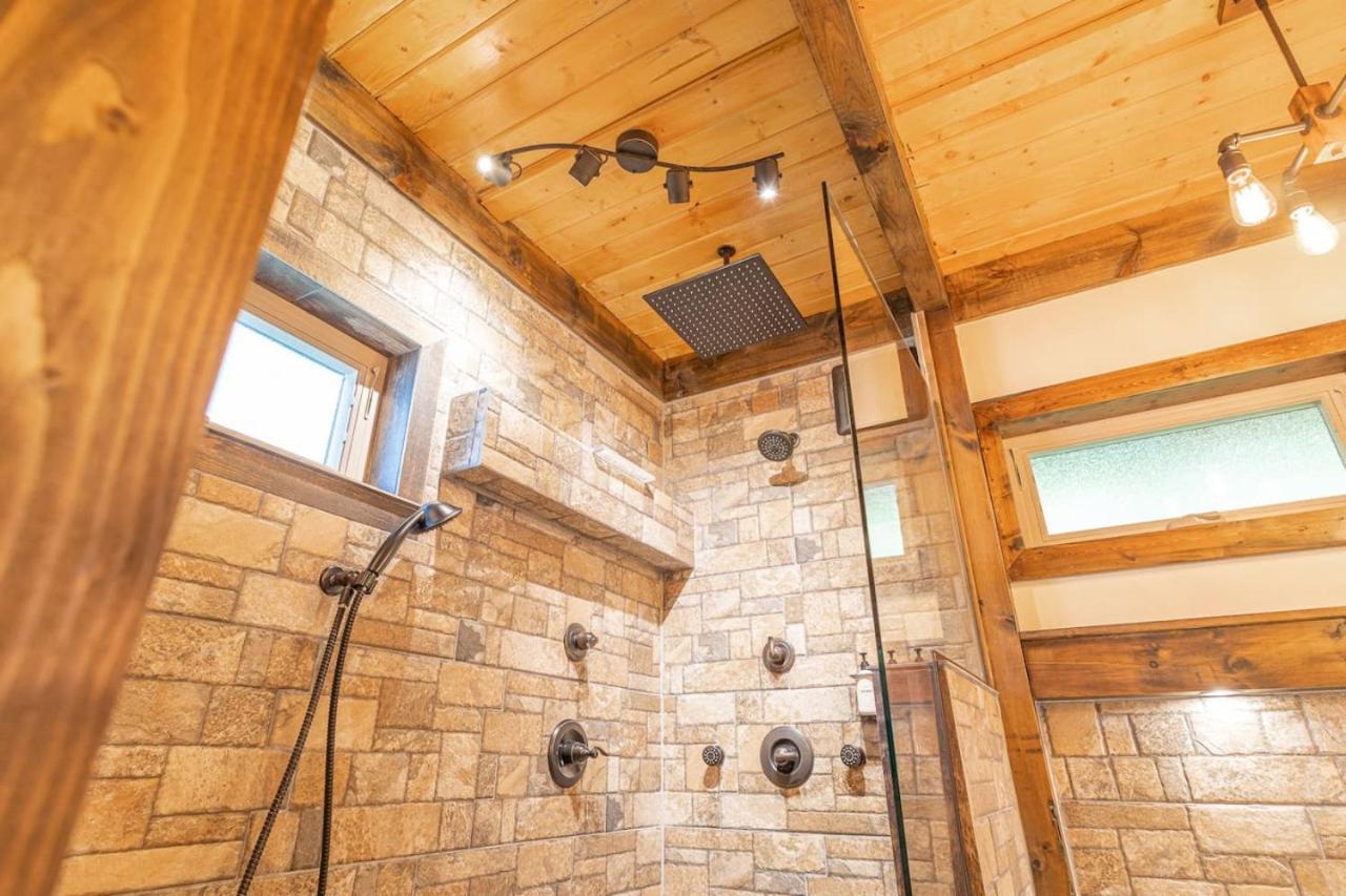Canyon View Treehouse- Relaxing Getaway In Jasper With An Amazing View מראה חיצוני תמונה